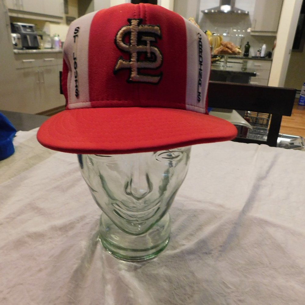 St. Louis Cardinals 1980s vintage snap back red and white trucker hat